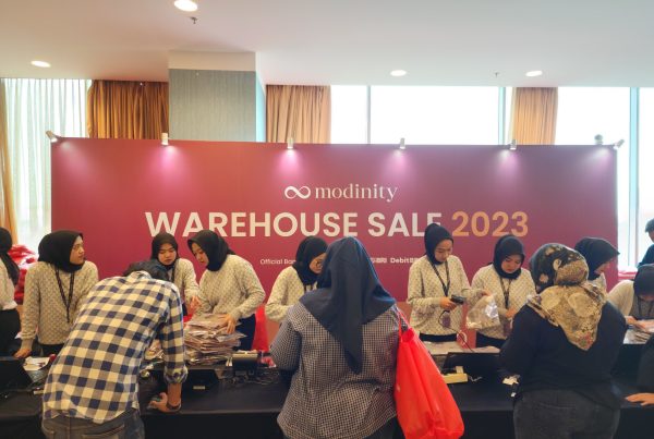 EDC PCS x BRI Memeriahkan Acara Modinity Warehouse Sale dengan Teknologi Pembayaran Canggih!